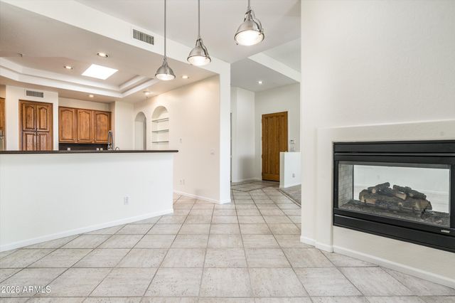 20802 N GRAYHAWK Drive 1184, Scottsdale, AZ 85255