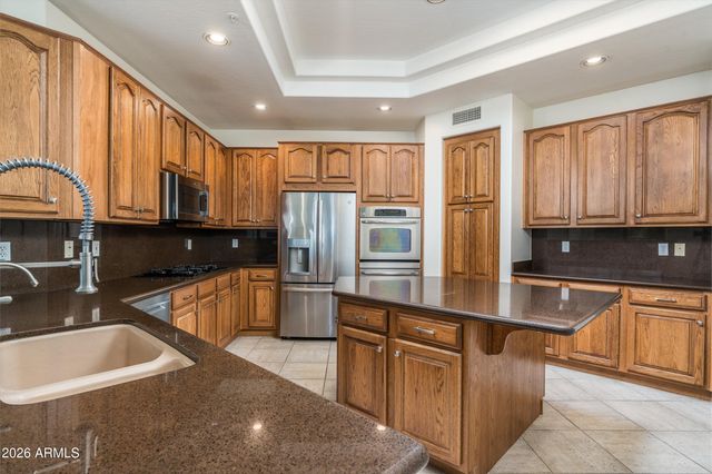 20802 N GRAYHAWK Drive 1184, Scottsdale, AZ 85255