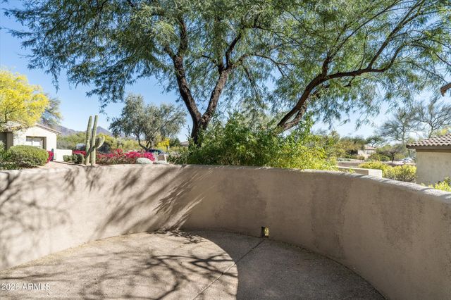 20802 N GRAYHAWK Drive 1184, Scottsdale, AZ 85255