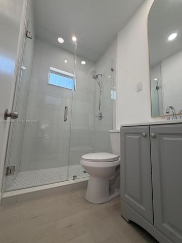 533 Minorca Ave, Coral Gables, FL 33134