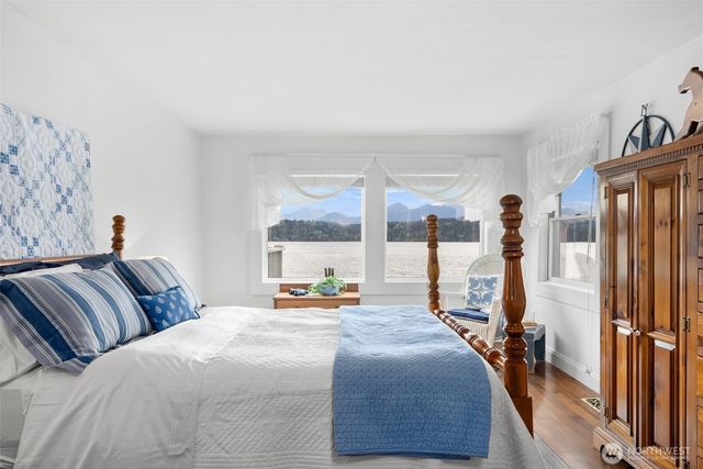 17257 Olympic View Drive NW, Silverdale, WA 98383