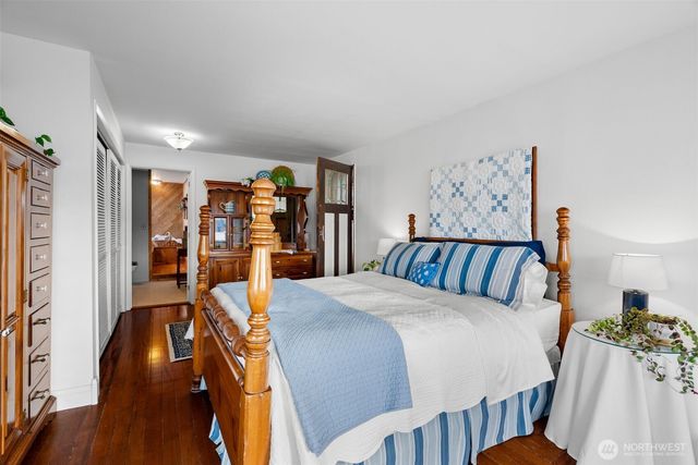 17257 Olympic View Drive NW, Silverdale, WA 98383