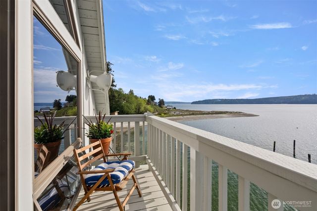 17257 Olympic View Drive NW, Silverdale, WA 98383