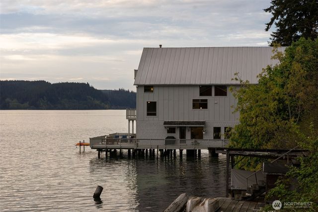 17257 Olympic View Drive NW, Silverdale, WA 98383
