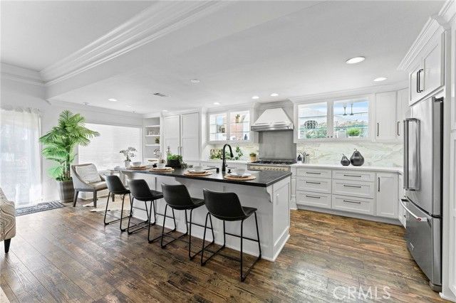 24222 Ontario, Lake Forest (el Toro), CA 92630