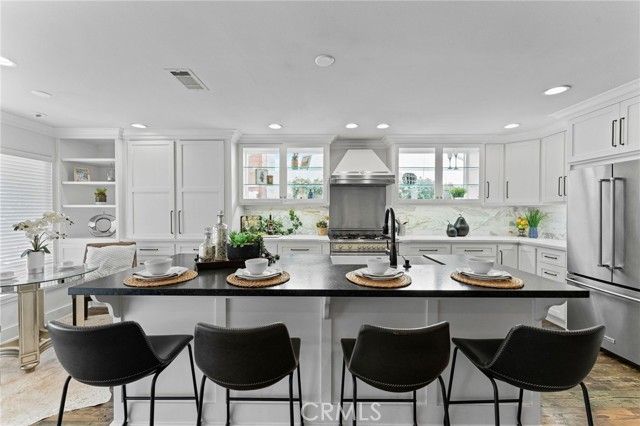 24222 Ontario, Lake Forest (el Toro), CA 92630