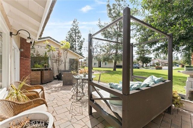 24222 Ontario, Lake Forest (el Toro), CA 92630
