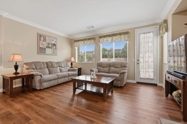 350 Lytham Glen, Escondido, CA 92026