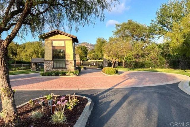 350 Lytham Glen, Escondido, CA 92026