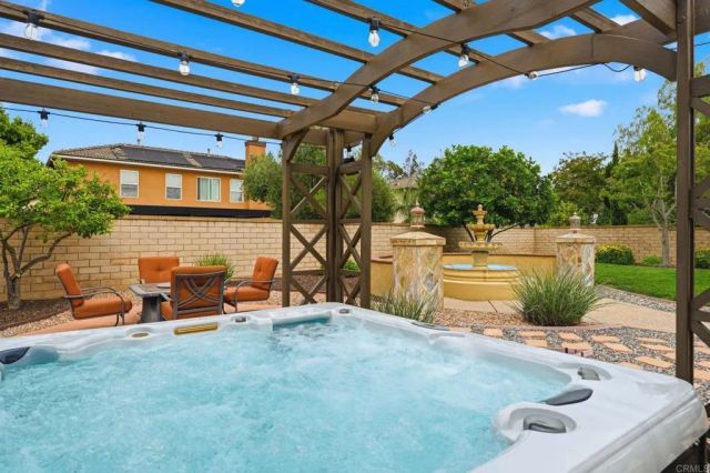 350 Lytham Glen, Escondido, CA 92026