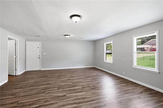 2513 Whisper Trail, Douglasville, GA 30135
