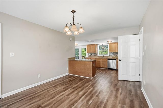 2513 Whisper Trail, Douglasville, GA 30135