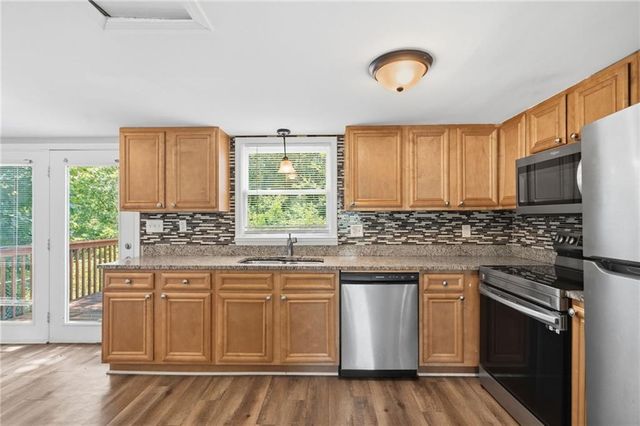 2513 Whisper Trail, Douglasville, GA 30135