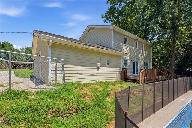 2513 Whisper Trail, Douglasville, GA 30135