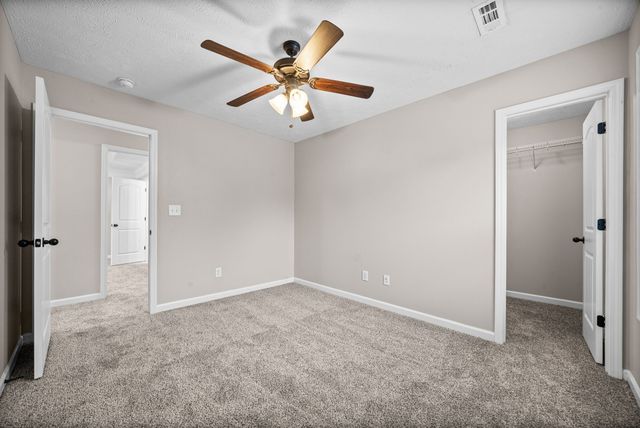 880 Cherry Blossom Lane, Clarksville, TN 37040