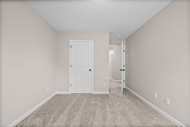 880 Cherry Blossom Lane, Clarksville, TN 37040