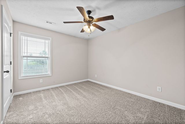 880 Cherry Blossom Lane, Clarksville, TN 37040