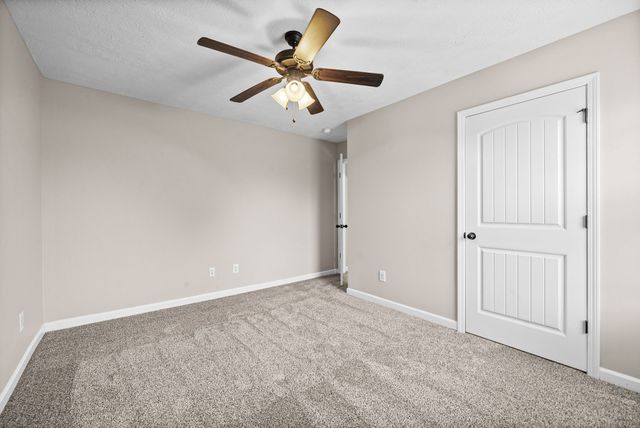 880 Cherry Blossom Lane, Clarksville, TN 37040