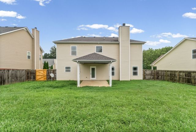 880 Cherry Blossom Lane, Clarksville, TN 37040