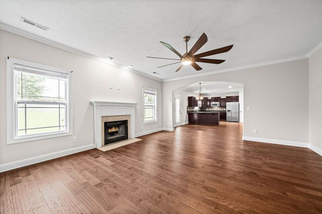 880 Cherry Blossom Lane, Clarksville, TN 37040