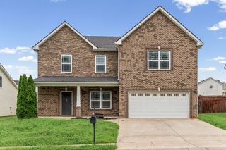 880 Cherry Blossom Lane, Clarksville, TN 37040