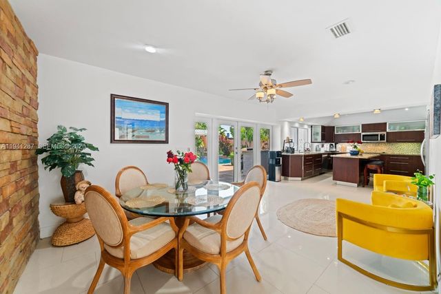 930 NE 182nd Ter, North Miami Beach, FL 33162