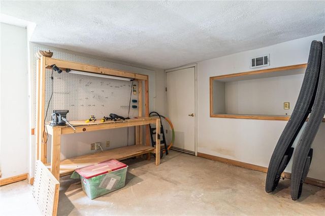 3360 Embry Hills Drive, Atlanta, GA 30341