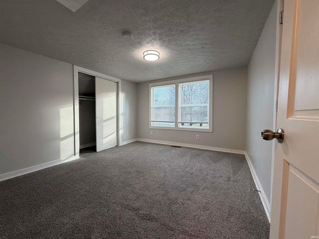 101 M Street, Bedford, IN 47421