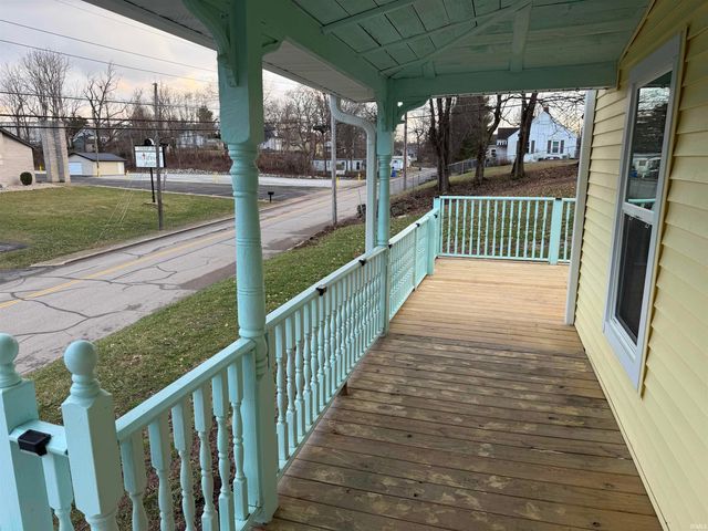 101 M Street, Bedford, IN 47421