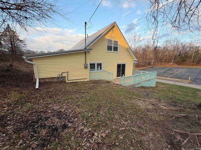 101 M Street, Bedford, IN 47421