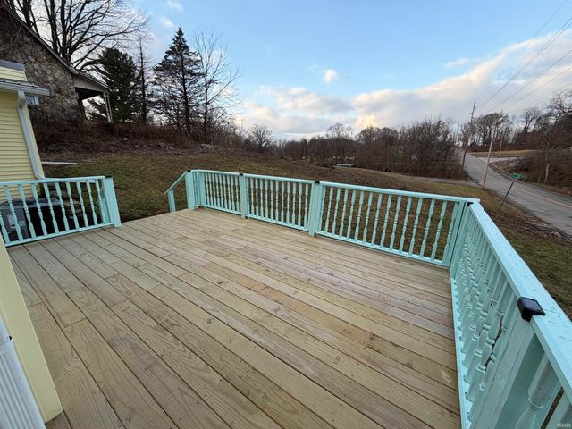 101 M Street, Bedford, IN 47421