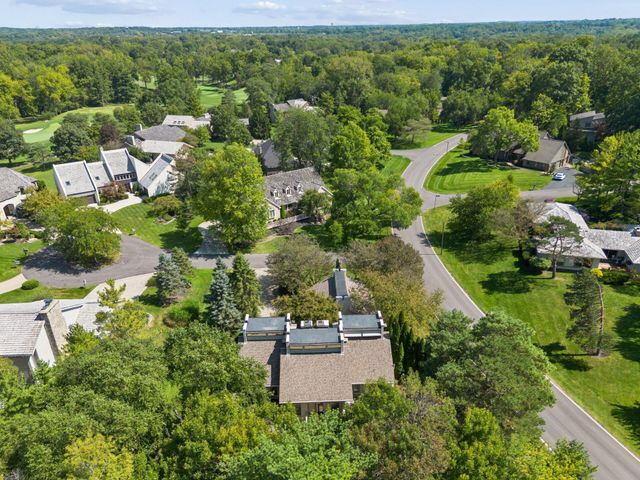8603 Scotscraig Court, Dublin, OH 43017
