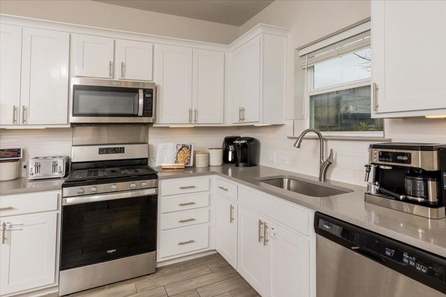 5501 - A Charles Merle DR, Austin, TX 78747