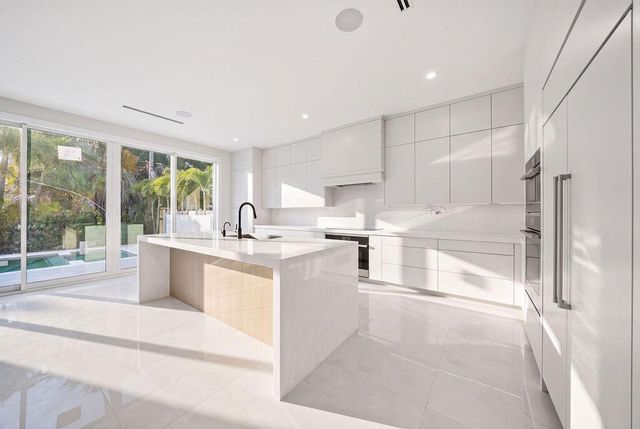 2611 Clematis Place, Fort Lauderdale, FL 33301