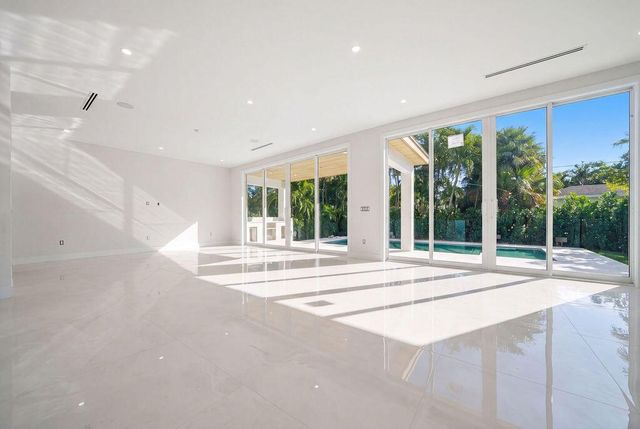 2611 Clematis Place, Fort Lauderdale, FL 33301