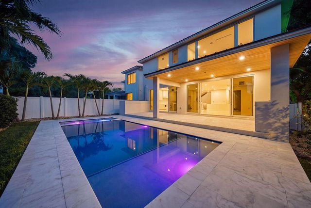 2611 Clematis Place, Fort Lauderdale, FL 33301