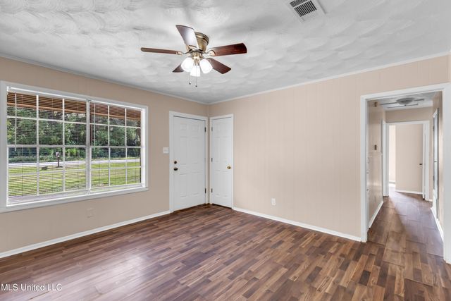 9701 Highway 613, Moss Point, MS 39562