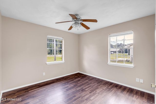 9701 Highway 613, Moss Point, MS 39562