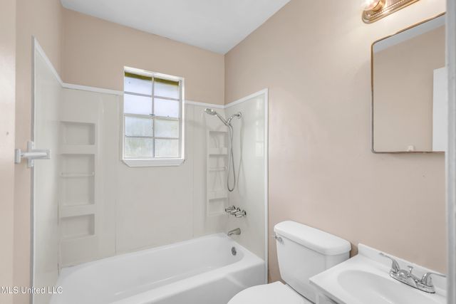 9701 Highway 613, Moss Point, MS 39562