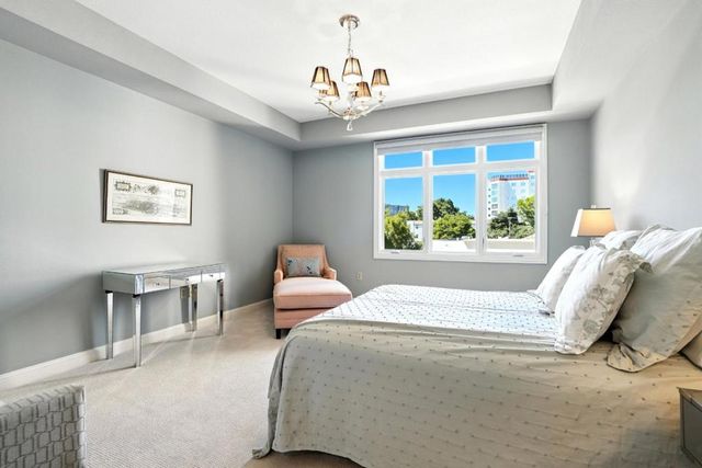 10 CRYSTAL SPRINGS Road 1310, San Mateo, CA 94402