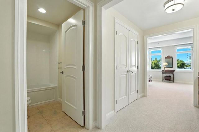 10 CRYSTAL SPRINGS Road 1310, San Mateo, CA 94402