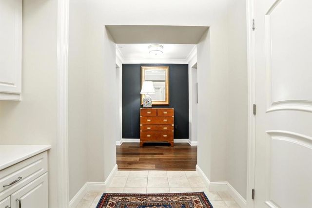 10 CRYSTAL SPRINGS Road 1310, San Mateo, CA 94402