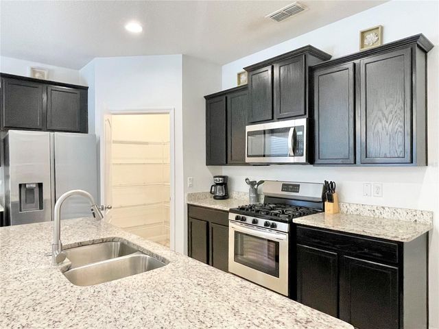 6049 BROAD OAK DRIVE, Davenport, FL 33837