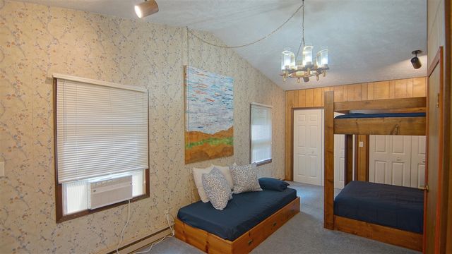 10749 Kings Lane, Berrien Springs, MI 49103