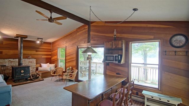 10749 Kings Lane, Berrien Springs, MI 49103