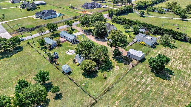 1425 Lone Star Road, Celina, TX 75009