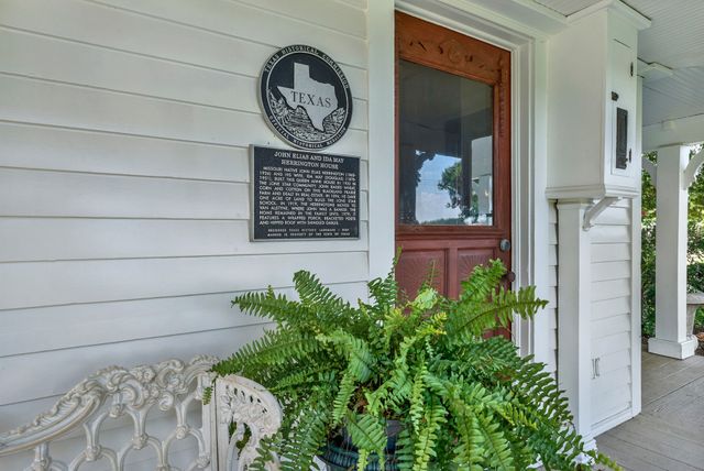 1425 Lone Star Road, Celina, TX 75009