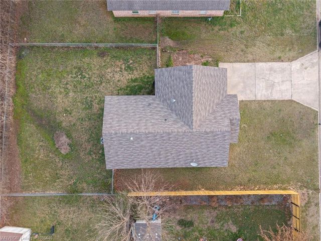 821 S 39th Street, Van Buren, AR 72956