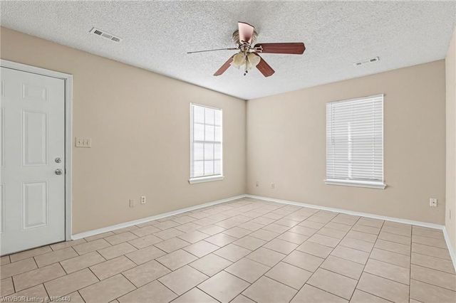 821 S 39th Street, Van Buren, AR 72956