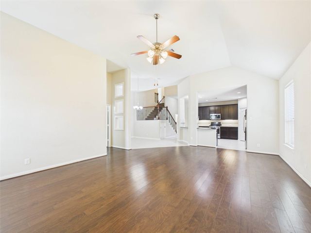 401 W Bend Drive, League City, TX 77573